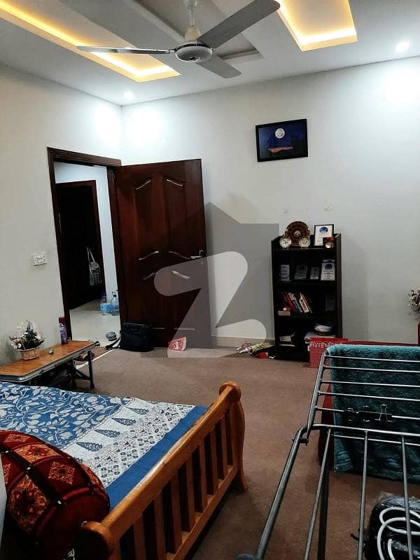 Flat available For Rent Not Furnished Flat available For Rent Not Furnished