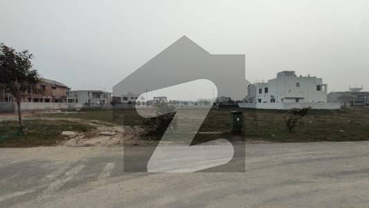 ڈی ایچ اے فیز9 پریزم - بلاک کیو ڈی ایچ اے فیز9 پریزم,ڈی ایچ اے ڈیفینس,لاہور میں 1 کنال رہائشی پلاٹ 2.75 کروڑ میں برائے فروخت۔ ڈی ایچ اے فیز9 پریزم - بلاک کیو ڈی ایچ اے فیز9 پریزم,ڈی ایچ اے ڈیفینس,لاہور میں 1 کنال رہائشی پلاٹ 2.75 کروڑ میں برائے فروخت۔