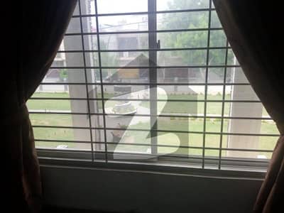120 SQ YARDS ONE UNIT PARK FACE VILLA AVAILABLE FOR SALE IN THE HEART OF MADRAS SOCIETY. 120 SQ YARDS ONE UNIT PARK FACE VILLA AVAILABLE FOR SALE IN THE HEART OF MADRAS SOCIETY.