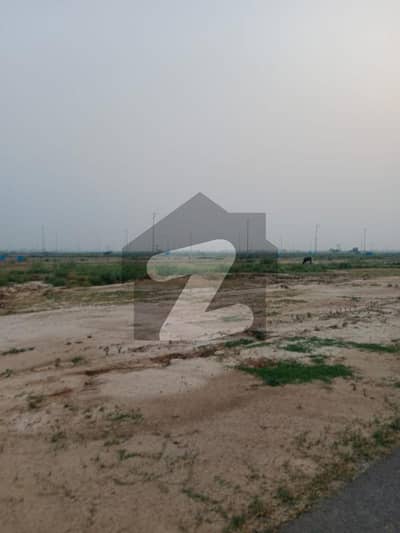 ڈی ایچ اے فیز9 پریزم - بلاک ای ڈی ایچ اے فیز9 پریزم,ڈی ایچ اے ڈیفینس,لاہور میں 1 کنال رہائشی پلاٹ 2.7 کروڑ میں برائے فروخت۔ ڈی ایچ اے فیز9 پریزم - بلاک ای ڈی ایچ اے فیز9 پریزم,ڈی ایچ اے ڈیفینس,لاہور میں 1 کنال رہائشی پلاٹ 2.7 کروڑ میں برائے فروخت۔