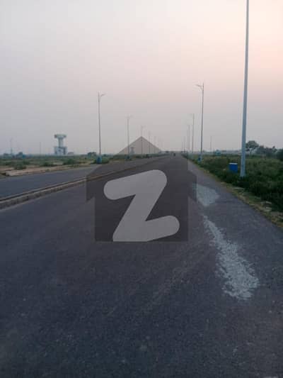 ڈی ایچ اے فیز 7 - بلاک ڈبلیو فیز 7,ڈیفنس (ڈی ایچ اے),لاہور میں 2 کنال رہائشی پلاٹ 9.4 کروڑ میں برائے فروخت۔ ڈی ایچ اے فیز 7 - بلاک ڈبلیو فیز 7,ڈیفنس (ڈی ایچ اے),لاہور میں 2 کنال رہائشی پلاٹ 9.4 کروڑ میں برائے فروخت۔