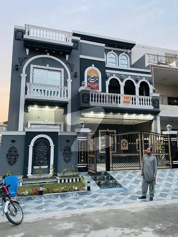 ایل ڈی اے ایوینیو ۔ بلاک ایم ایل ڈی اے ایوینیو,لاہور میں 6 کمروں کا 10 مرلہ مکان 3.6 کروڑ میں برائے فروخت۔ ایل ڈی اے ایوینیو ۔ بلاک ایم ایل ڈی اے ایوینیو,لاہور میں 6 کمروں کا 10 مرلہ مکان 3.6 کروڑ میں برائے فروخت۔
