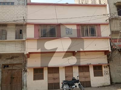 لیاقت آباد - سی ایریا لیاقت آباد,کراچی میں 5 کمروں کا 3 مرلہ مکان 2.5 کروڑ میں برائے فروخت۔ لیاقت آباد - سی ایریا لیاقت آباد,کراچی میں 5 کمروں کا 3 مرلہ مکان 2.5 کروڑ میں برائے فروخت۔