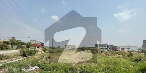 Best 8 Marla Commercial Plot Location Ready To Build