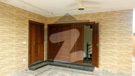 Bahria Enclave Sector M 10 Marla Upper Portion Independent For Rent