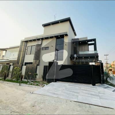 10 Marla Corner New House For Fale 5 Beds 40 Feet Road Uet Near Valencia Town Lahore Pakistan 10 Marla Corner New House For Fale 5 Beds 40 Feet Road Uet Near Valencia Town Lahore Pakistan