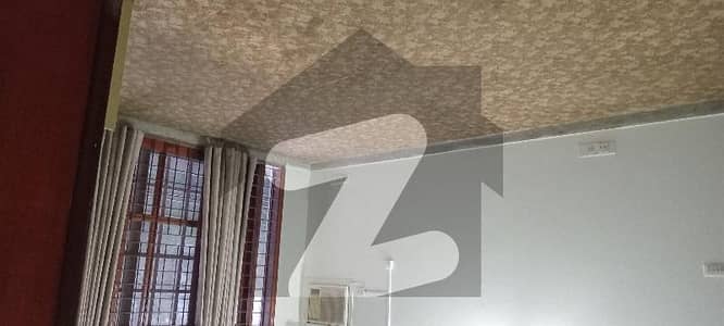 1 Kanal Upper Portion 3 Bed In Lahore Is Available For Rent