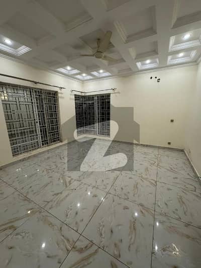 One Kanal Upper Portion Available For Rent In Bahria Phase 3
