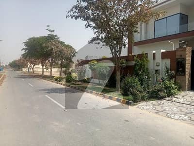 اتحاد گارڈن - بلاک اے اتحاد گارڈن,ایئر پورٹ روڈ,رحیم یار خان میں 7 کمروں کا 1 کنال مکان 13.0 کروڑ میں برائے فروخت۔ اتحاد گارڈن - بلاک اے اتحاد گارڈن,ایئر پورٹ روڈ,رحیم یار خان میں 7 کمروں کا 1 کنال مکان 13.0 کروڑ میں برائے فروخت۔
