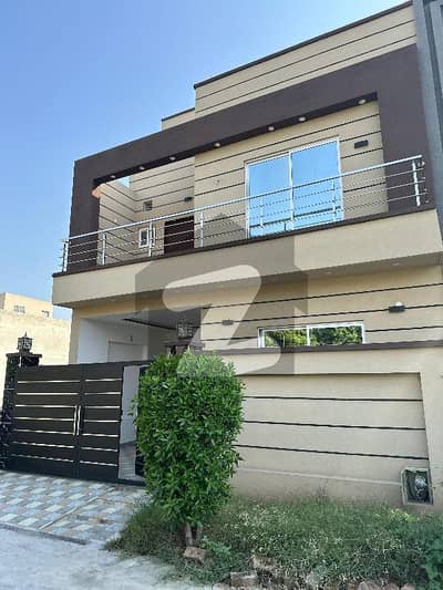 5 Marla Brand New House Available For Sale In Al Kabir Town Phase #2, Block -C . Main Raiwind Road, Opposite Lake City Lahore. 5 Marla Brand New House Available For Sale In Al Kabir Town Phase #2, Block -C . Main Raiwind Road, Opposite Lake City Lahore.