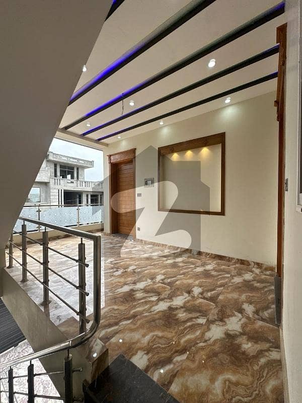 6 Marla Beautiful House For Sale 6 Marla Beautiful House For Sale
