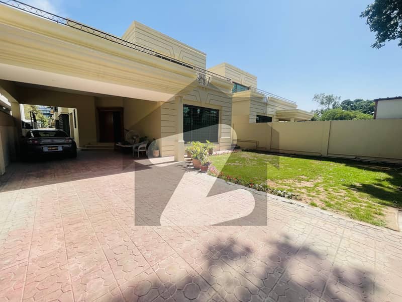 ایف ۔ 7 اسلام آباد میں 6 کمروں کا 1 کنال مکان 11.0 لاکھ میں کرایہ پر دستیاب ہے۔ ایف ۔ 7 اسلام آباد میں 6 کمروں کا 1 کنال مکان 11.0 لاکھ میں کرایہ پر دستیاب ہے۔