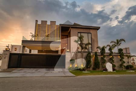 20 Marla Elegant And Fully Maintained Super Hot Located Bungalow Is Available For Sale In The Best Block Of DHA Lahore. 20 Marla Elegant And Fully Maintained Super Hot Located Bungalow Is Available For Sale In The Best Block Of DHA Lahore.