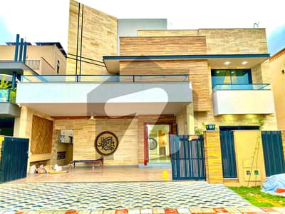 ڈی ایچ اے ڈیفینس فیز 2 ڈی ایچ اے ڈیفینس,اسلام آباد میں 6 کمروں کا 1 کنال مکان 10.9 کروڑ میں برائے فروخت۔ ڈی ایچ اے ڈیفینس فیز 2 ڈی ایچ اے ڈیفینس,اسلام آباد میں 6 کمروں کا 1 کنال مکان 10.9 کروڑ میں برائے فروخت۔