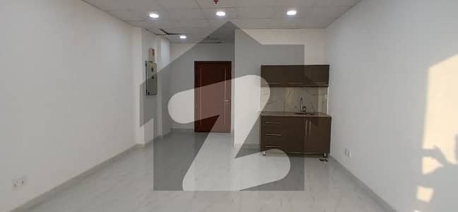 Brand New 370 Square Feet Office Prime Space Available For (SALE) In Gulberg 3 Lahore! Brand New 370 Square Feet Office Prime Space Available For (SALE) In Gulberg 3 Lahore!