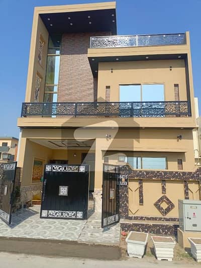 05-Marla Modern Design Brand New House For Sale Super Prime Location