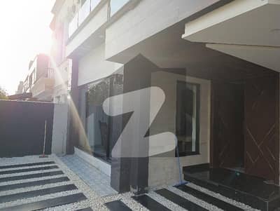 Designer House 10 Marla Upper Portion Available for Rent in Bahria Town Designer House 10 Marla Upper Portion Available for Rent in Bahria Town