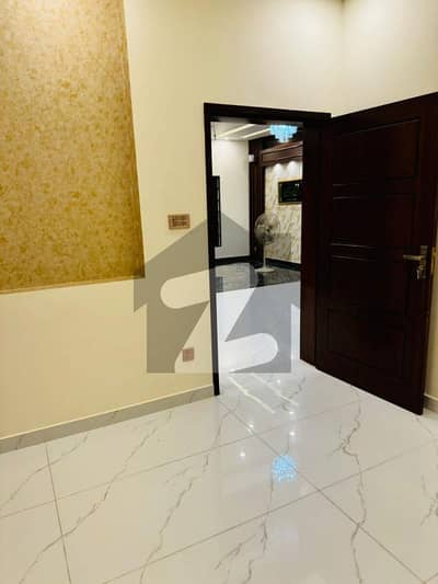 10 Marla House Is Available For Rent In Park View City