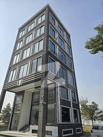 8 Marla Commercial Floor Available For Rent On Prime Location Of MB Phase 6