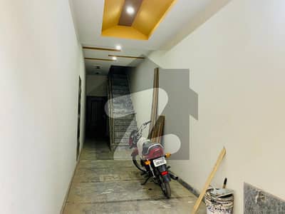 2.5 Marla Flat For Rent In Samanabad Lahore