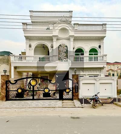 الرحمان گارڈن فیز 2 الرحمان گارڈن,لاہور میں 5 کمروں کا 10 مرلہ مکان 4.0 کروڑ میں برائے فروخت۔