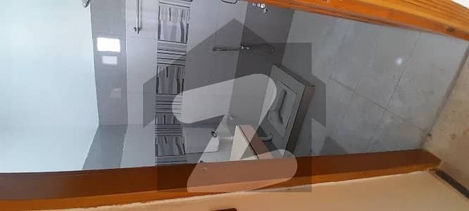 حیات آباد فیز 6 - ایف7 حیات آباد فیز 6,حیات آباد,پشاور میں 3 کمروں کا 10 مرلہ زیریں پورشن 55.0 ہزار میں کرایہ پر دستیاب ہے۔ حیات آباد فیز 6 - ایف7 حیات آباد فیز 6,حیات آباد,پشاور میں 3 کمروں کا 10 مرلہ زیریں پورشن 55.0 ہزار میں کرایہ پر دستیاب ہے۔