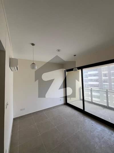 "Luxury 4-Bed Sea-Facing Apartment In Coral Tower 3,194 Sq. Ft, High Floor, 6 Baths, Pool/Gym/Beach Access" "Luxury 4-Bed Sea-Facing Apartment In Coral Tower 3,194 Sq. Ft, High Floor, 6 Baths, Pool/Gym/Beach Access"