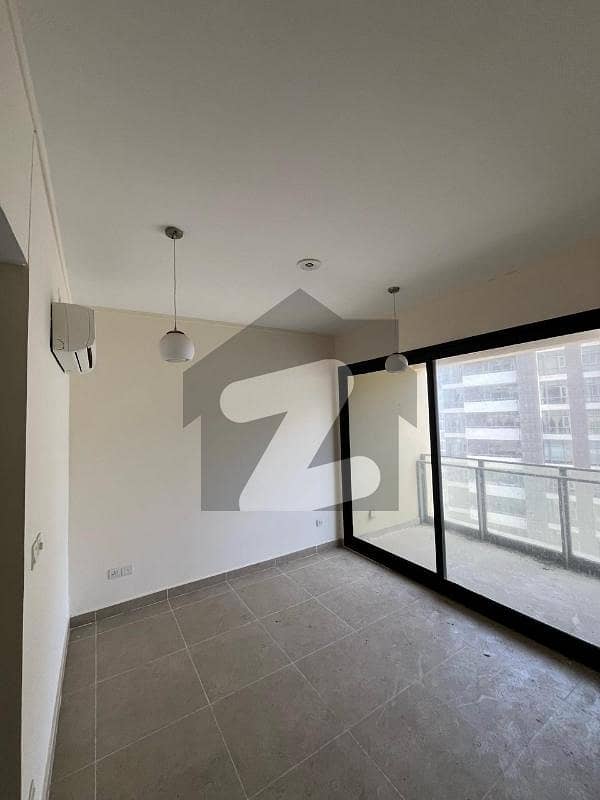 "Luxury 4-Bed Sea-Facing Apartment In Coral Tower 3,194 Sq. Ft, High Floor, 6 Baths, Pool/Gym/Beach Access" "Luxury 4-Bed Sea-Facing Apartment In Coral Tower 3,194 Sq. Ft, High Floor, 6 Baths, Pool/Gym/Beach Access"
