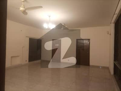 2 KANAL NEWLY UPPER PORTION DHA PHASE 1