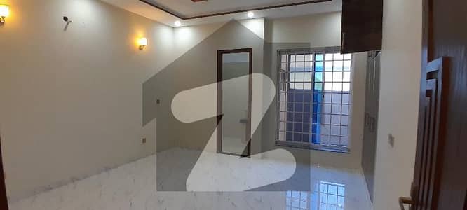 Ideal Prime Location Lower Portion In Lahore Available For Rs. 35000