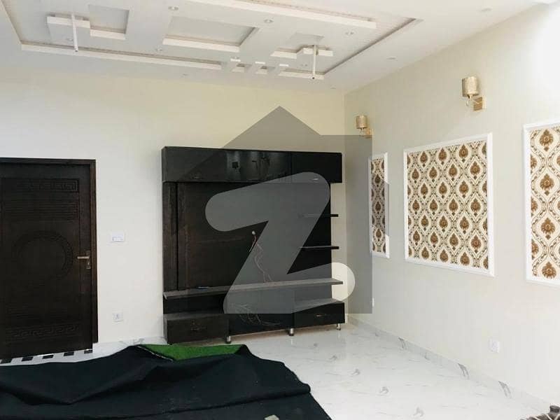 کیولری ایکسٹینشن لاہور میں 3 کمروں کا 5 مرلہ مکان 2.55 کروڑ میں برائے فروخت۔ کیولری ایکسٹینشن لاہور میں 3 کمروں کا 5 مرلہ مکان 2.55 کروڑ میں برائے فروخت۔