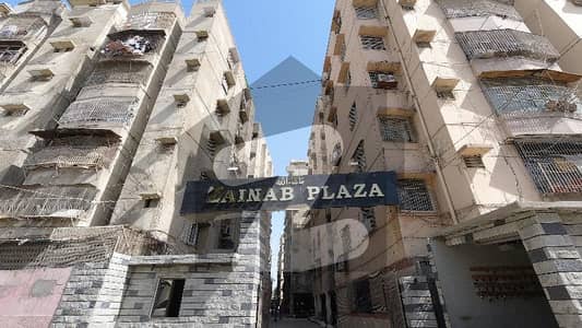 Centrally Located Prime Location Flat In Gulshan-e-Iqbal - Block 17 Is Available For sale Centrally Located Prime Location Flat In Gulshan-e-Iqbal - Block 17 Is Available For sale