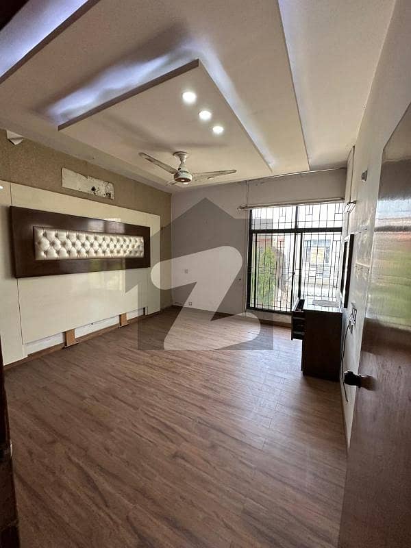 10 Marla House in Faisal Town near to Moulana Shokat Ali Road for family or for Silent Office 10 Marla House in Faisal Town near to Moulana Shokat Ali Road for family or for Silent Office