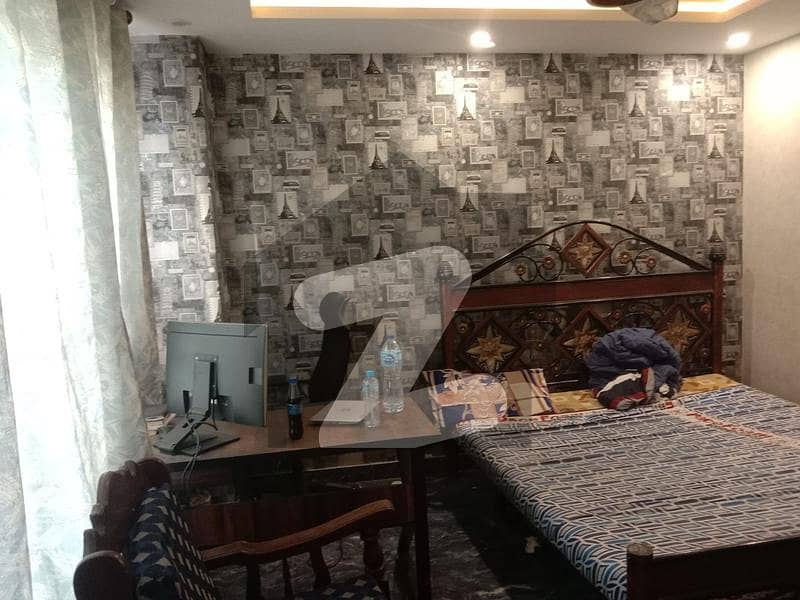 2 Bed Apartment Available For Office & Bachelors 2 Bed Apartment Available For Office & Bachelors