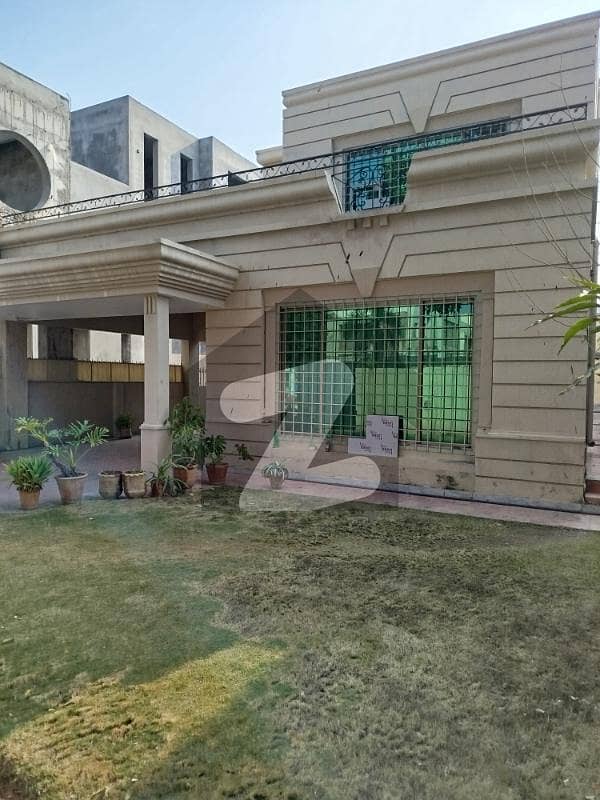 House For Rent In F-7 House For Rent In F-7