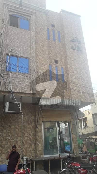 جوہر ٹاؤن لاہور میں 2 مرلہ عمارت 4.25 کروڑ میں برائے فروخت۔