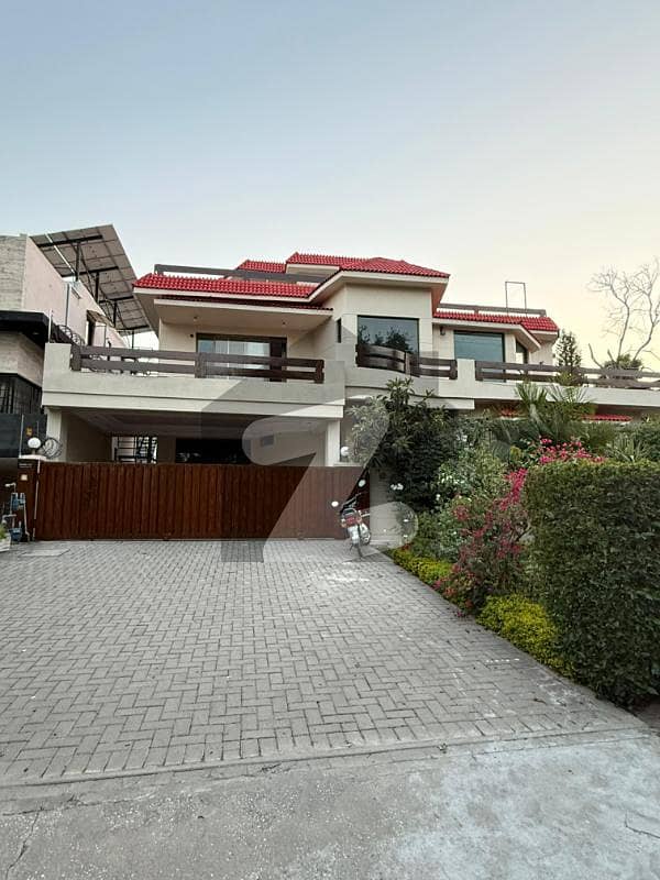 House For Rent In F-7 House For Rent In F-7
