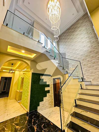 BRAND NEW LOWER PORTION FOR RENT AT PRIME LOCATION