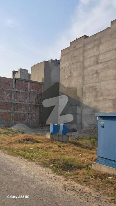 BROADWAY COMMERCIAL 8 MARLA PLOT FOR SALE