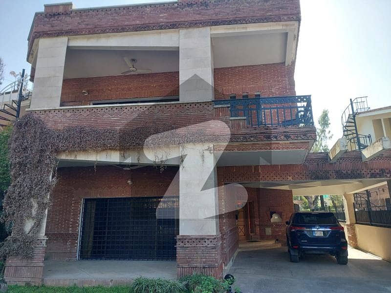 ایف ۔ 8 اسلام آباد میں 4 کمروں کا 1 کنال مکان 6.0 لاکھ میں کرایہ پر دستیاب ہے۔ ایف ۔ 8 اسلام آباد میں 4 کمروں کا 1 کنال مکان 6.0 لاکھ میں کرایہ پر دستیاب ہے۔