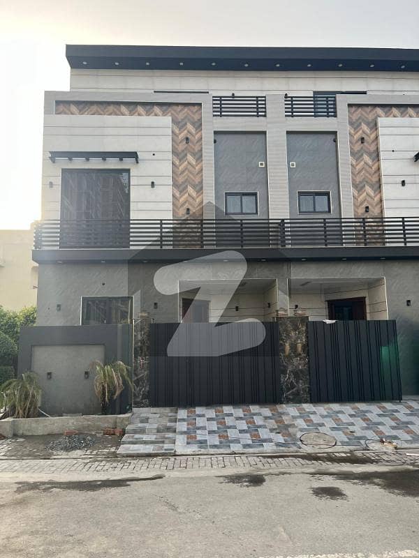 3 Marla Triple Storey Facing Park House For Sale In Ethiad Town Phase 1 Block A 3 Marla Triple Storey Facing Park House For Sale In Ethiad Town Phase 1 Block A