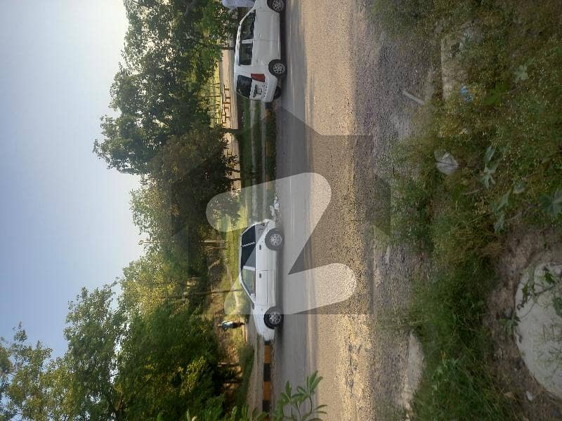 Back Open Front Open Park Face Main Road 5 Marla Back Open Front Open Park Face Main Road 5 Marla