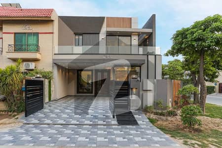 Elegant 10 Marla Corner Luxury House For Sale At Prime Location Elegant 10 Marla Corner Luxury House For Sale At Prime Location