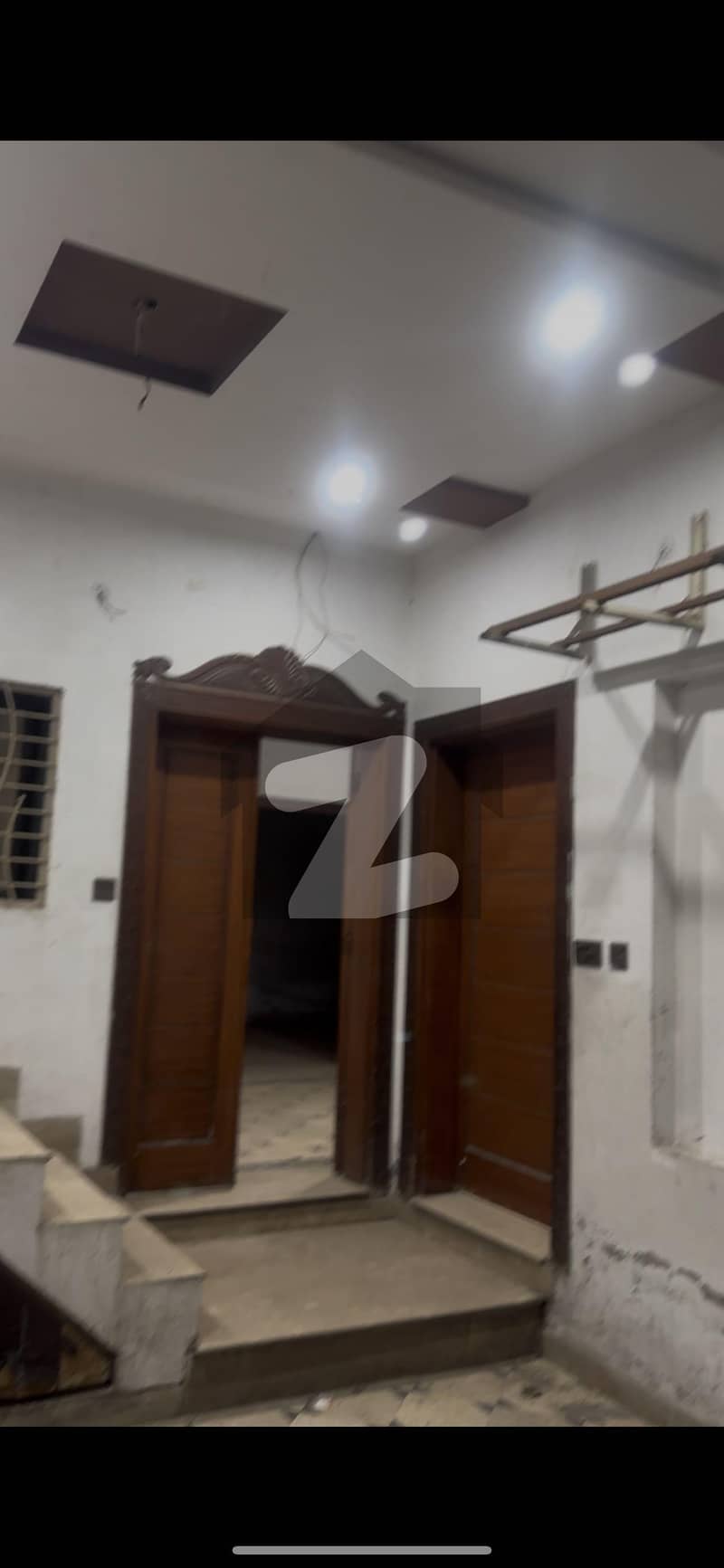 1.5 STORY HOUSE FOR SALE 1.5 STORY HOUSE FOR SALE