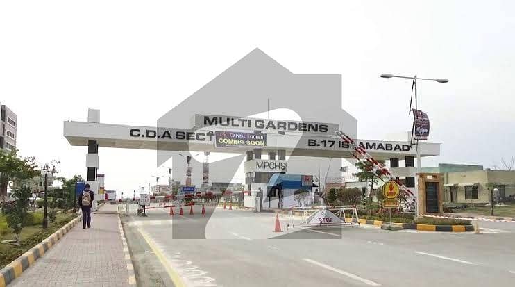 TOP NOTCH LOCATION PLOT WITH EXTRA LAND TOP NOTCH LOCATION PLOT WITH EXTRA LAND