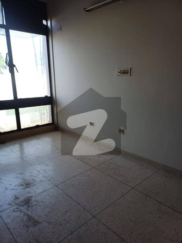 2 Beds Flat Near Canal New Muslim Town 2 Beds Flat Near Canal New Muslim Town