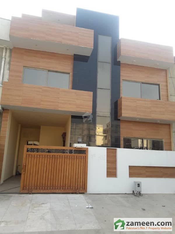 Double Story House For Sale 5 Bed 30x60