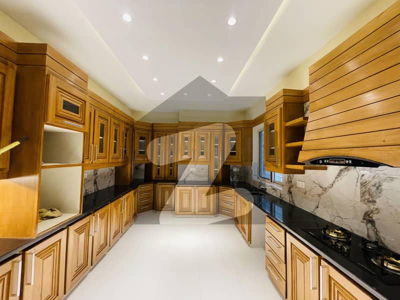 F-8 Triple Storey House Available For Rent F-8 Triple Storey House Available For Rent