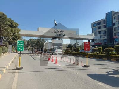 ایم پی سی ایچ ایس ۔ بلاک ایف ایم پی سی ایچ ایس ۔ ملٹی گارڈنز,بی ۔ 17,اسلام آباد میں 1 کنال رہائشی پلاٹ 1.7 کروڑ میں برائے فروخت۔