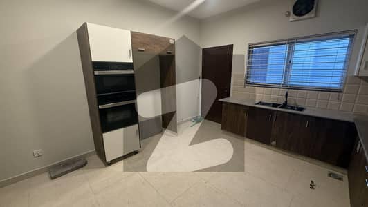 Outclass Location Near Giga Mall Kanal Upper Portion Available On Rent Outclass Location Near Giga Mall Kanal Upper Portion Available On Rent
